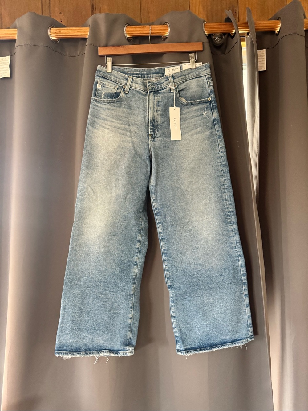 AG Saige Wide Leg Crop Jeans